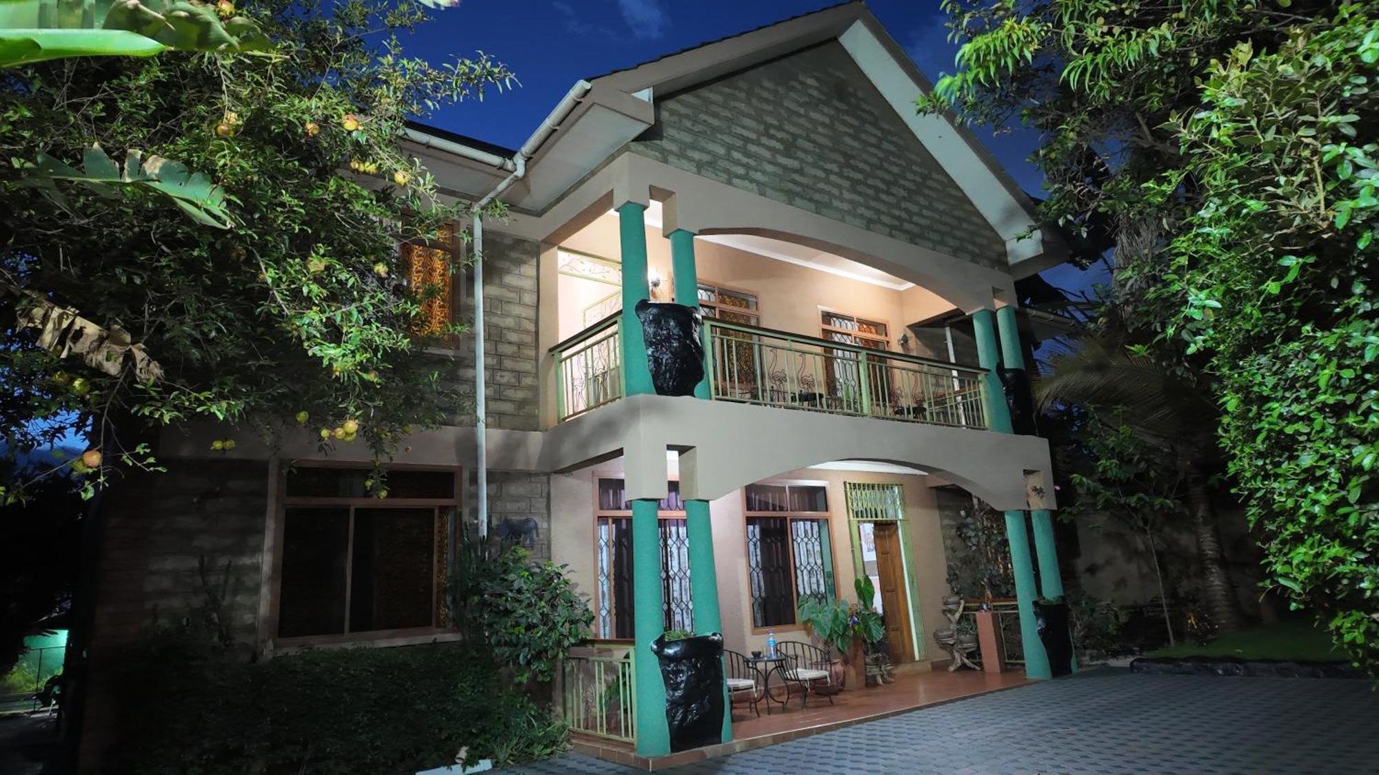 Korona Villa Lodge Arusha Buitenkant foto